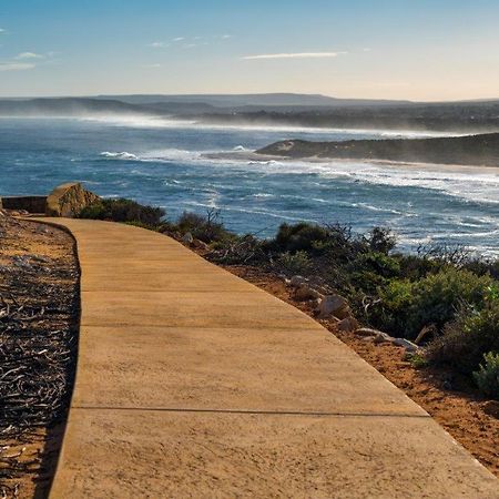 Nautilus Retreat Kalbarri B&B エクステリア 写真