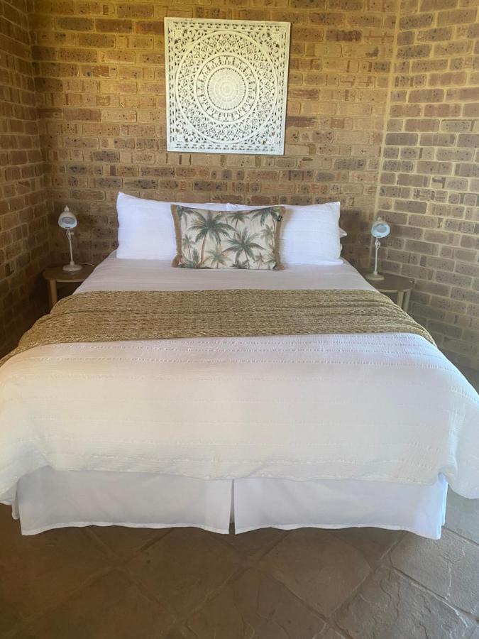 Nautilus Retreat Kalbarri B&B エクステリア 写真