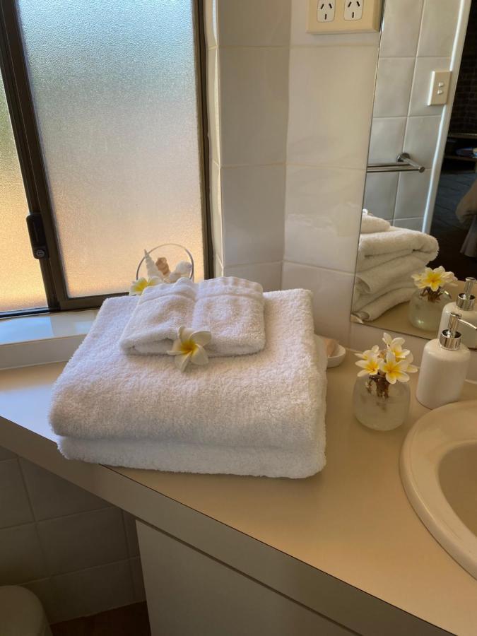 Nautilus Retreat Kalbarri B&B エクステリア 写真