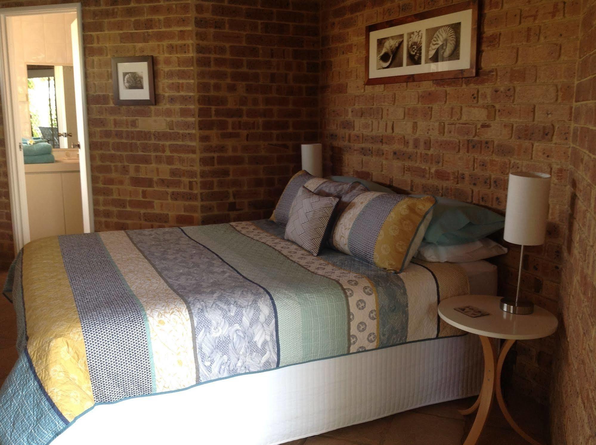 Nautilus Retreat Kalbarri B&B エクステリア 写真