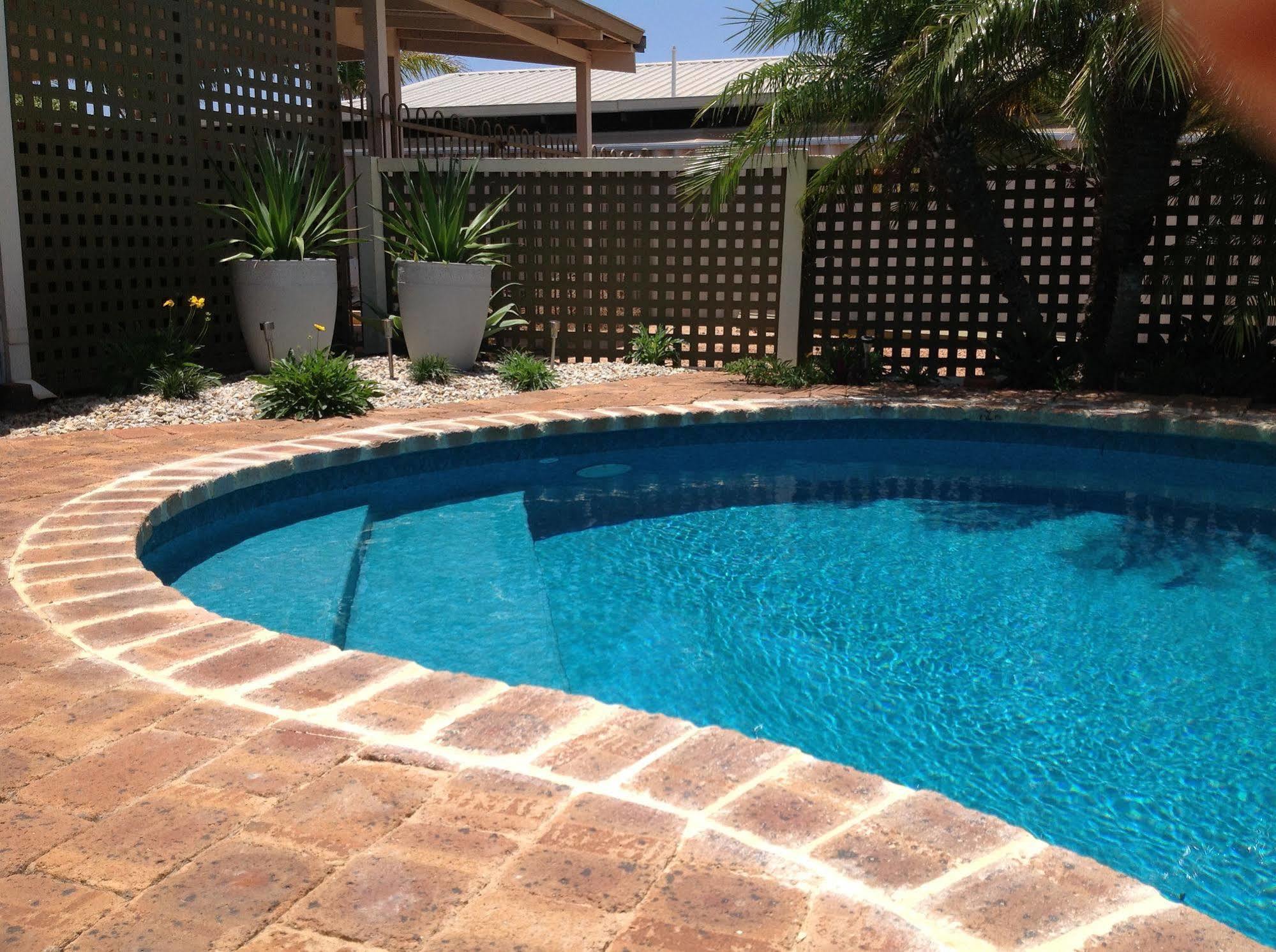 Nautilus Retreat Kalbarri B&B エクステリア 写真